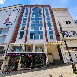 Versıon 3* İstanbul
