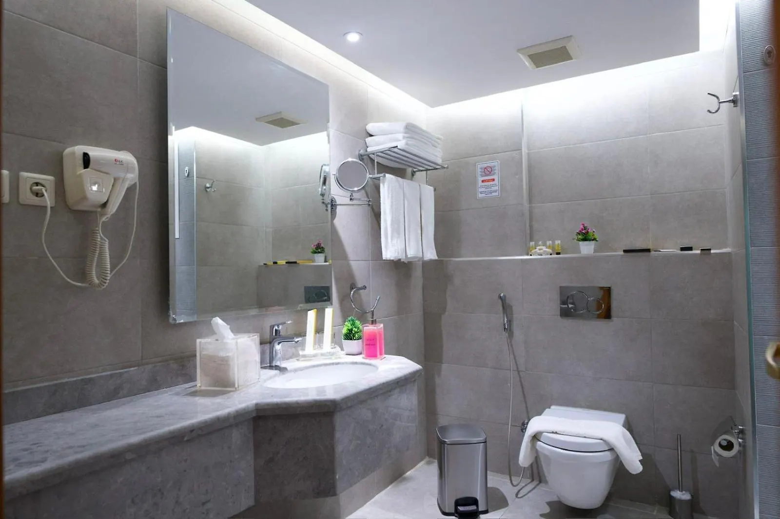 Al Qimah Atlas Hotel Mekke Suudi Arabistan